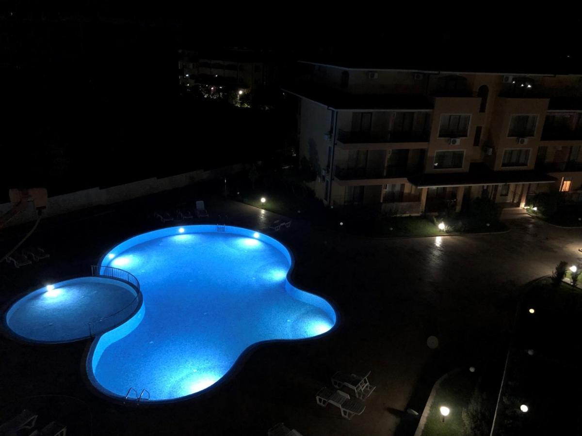 Apartamento Menada Sky Dreams Sveti Vlas Exterior foto